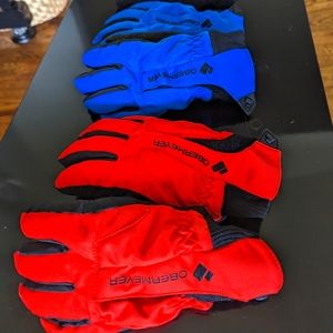 Kids Obermeyer + Snow Gloves
